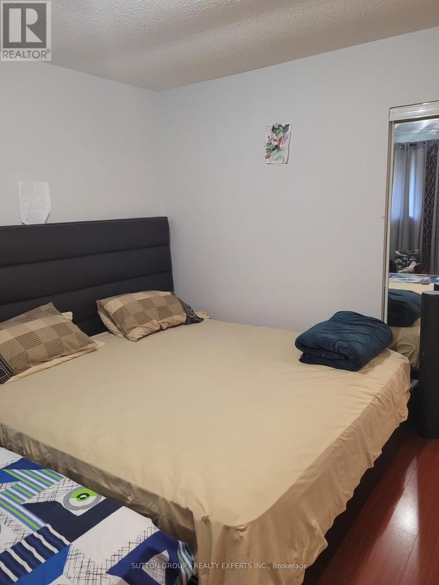 2644 Lundene Road, Mississauga, Ontario  L5J 1P8 - Photo 18 - W12361214