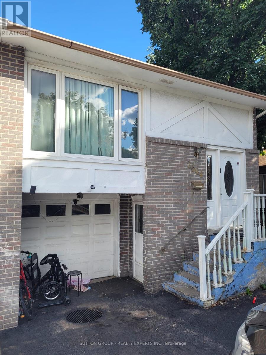 2644 Lundene Road, Mississauga, Ontario  L5J 1P8 - Photo 4 - W12361214
