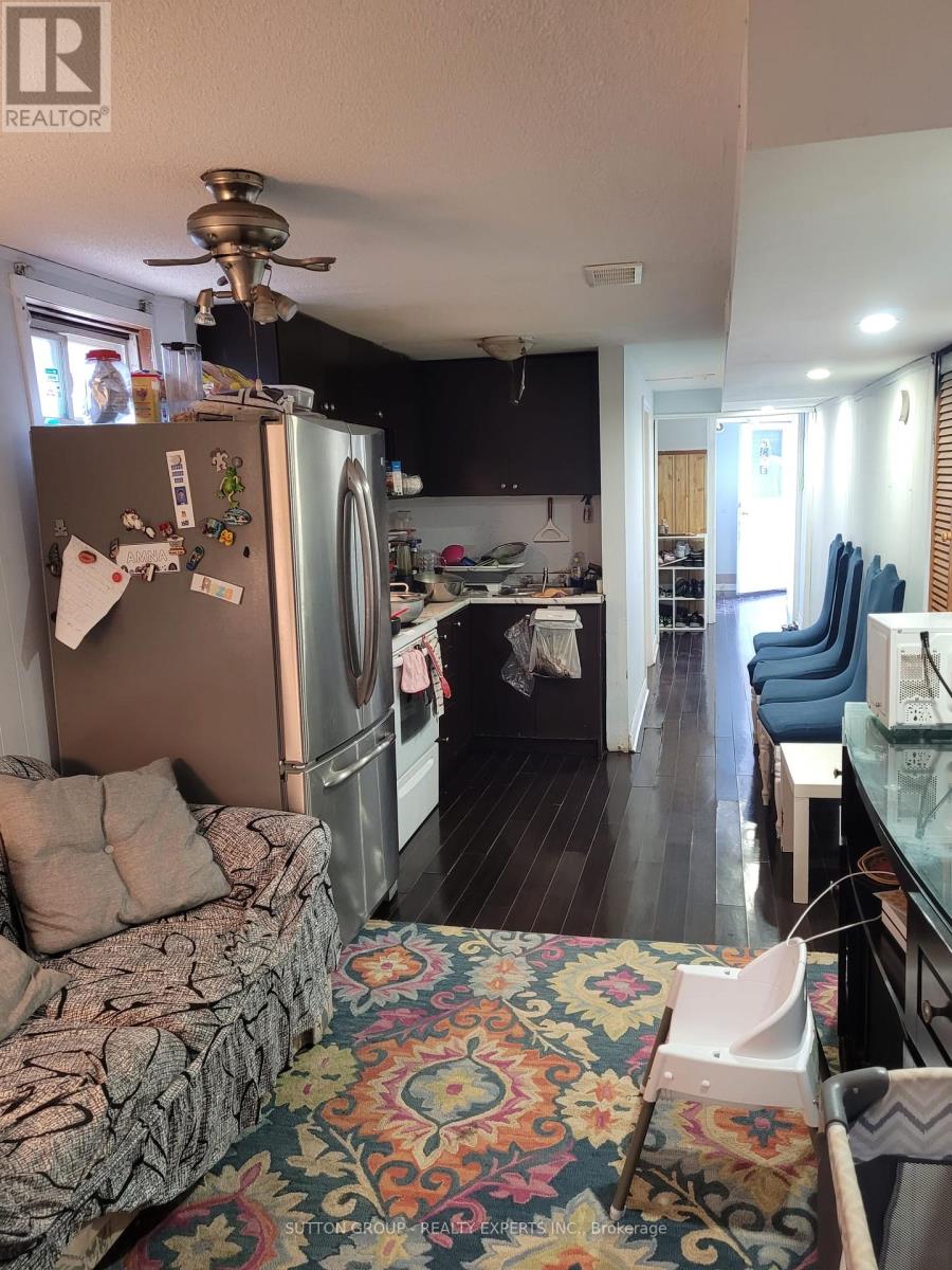 2644 Lundene Road, Mississauga, Ontario  L5J 1P8 - Photo 9 - W12361214