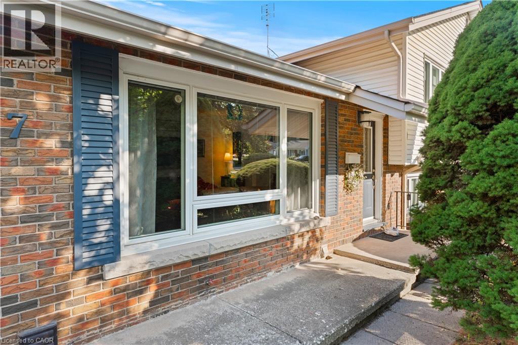 1327 Pelham Street, Fonthill, Ontario  L0S 1E0 - Photo 4 - 40769531