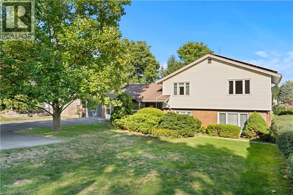 1327 PELHAM STREET, Fonthill, Ontario