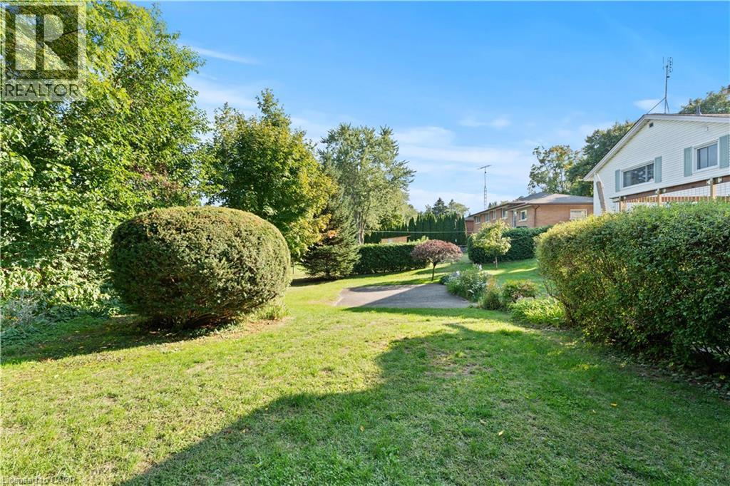 1327 Pelham Street, Fonthill, Ontario  L0S 1E0 - Photo 45 - 40769531