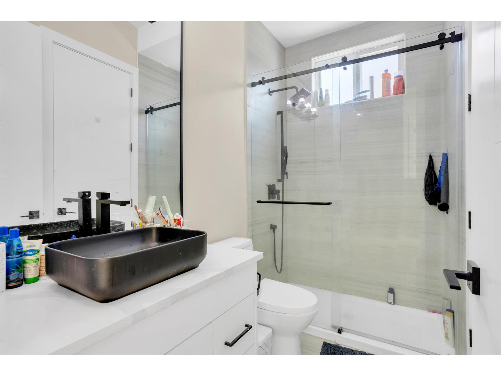 19121 67 Avenue, Surrey, British Columbia  V4N 6A4 - Photo 15 - R3042224