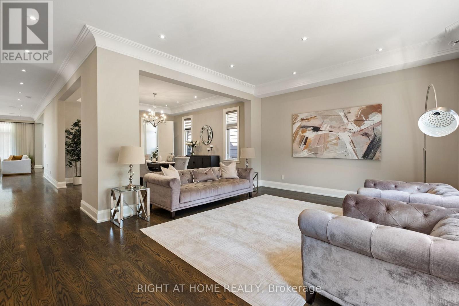 316 Churchill Avenue, Toronto, Ontario  M2R 1E7 - Photo 5 - C12398044