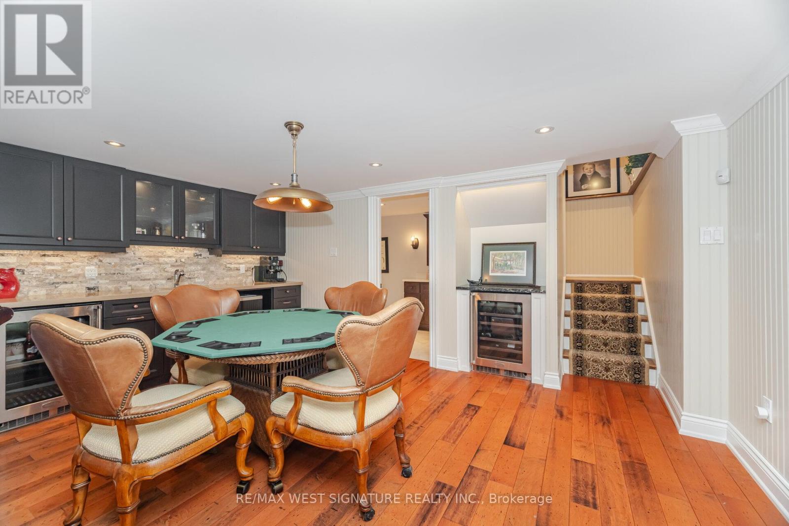 351 Dearbourne Avenue, King (King City), Ontario  L7B 1A3 - Photo 24 - N12404028
