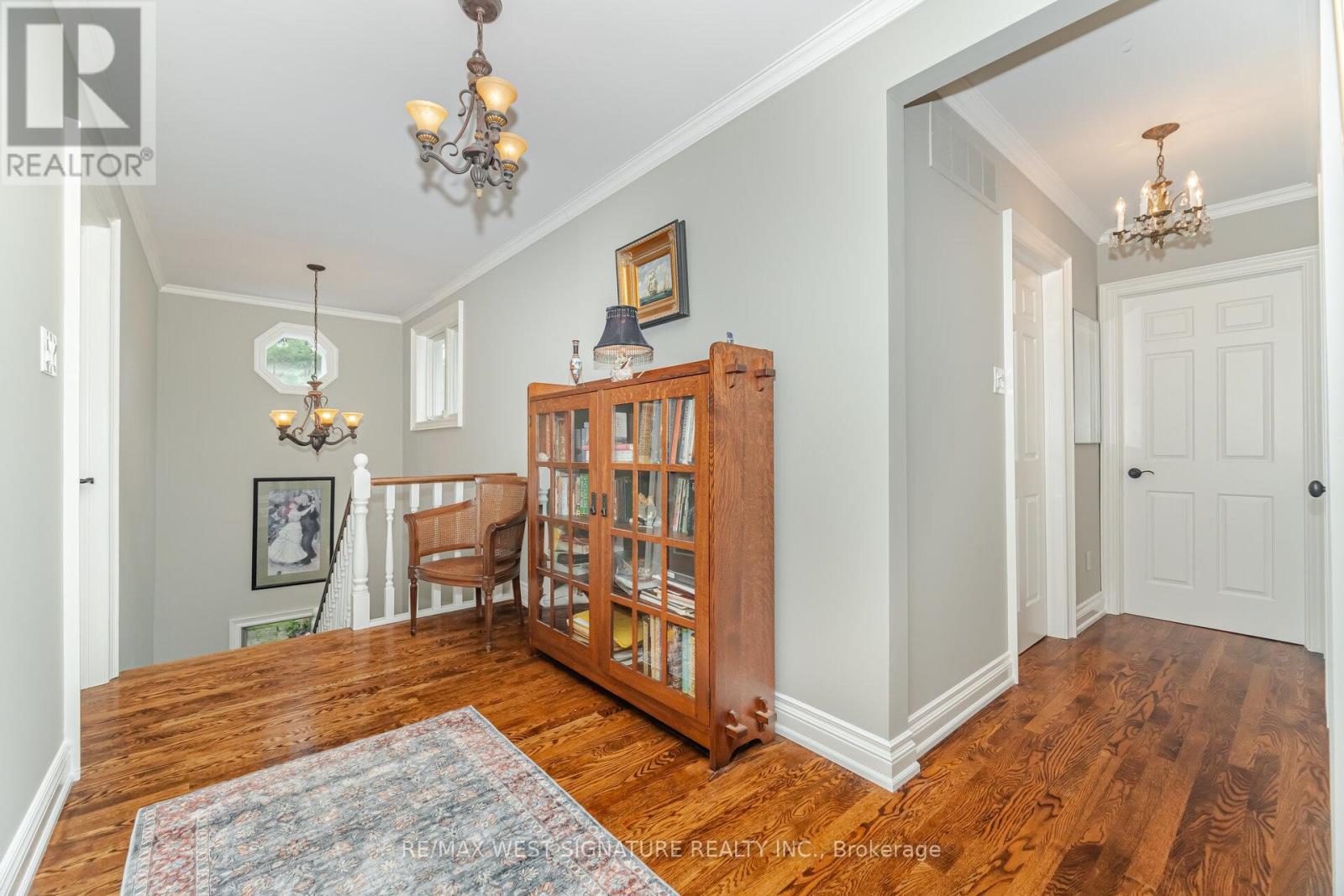 351 Dearbourne Avenue, King (King City), Ontario  L7B 1A3 - Photo 18 - N12404028
