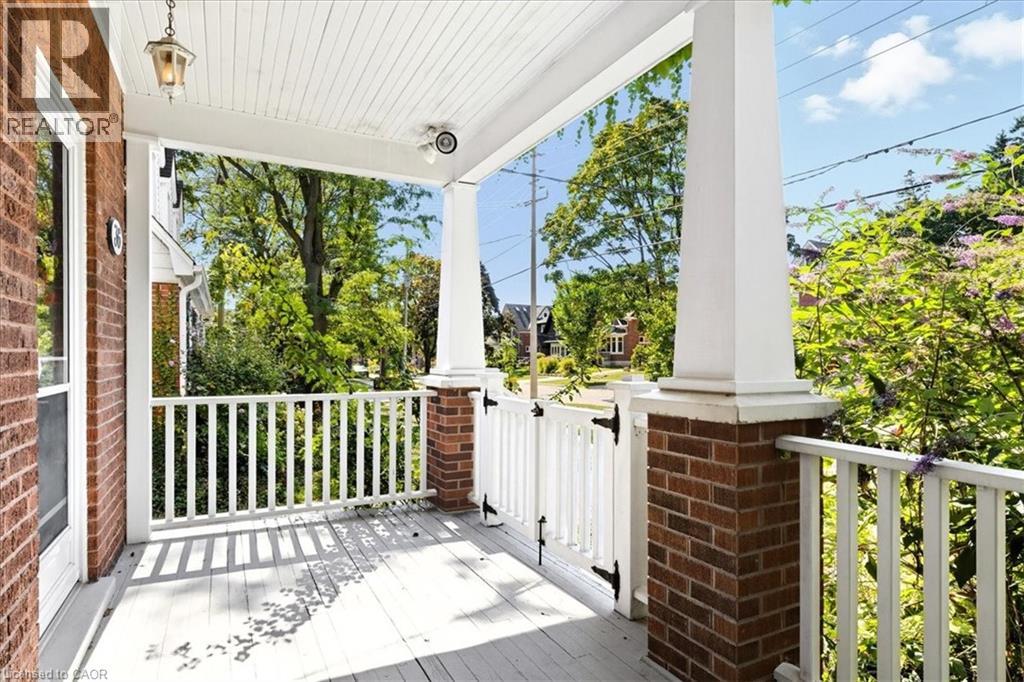 Property at 36 EARL Street image 3