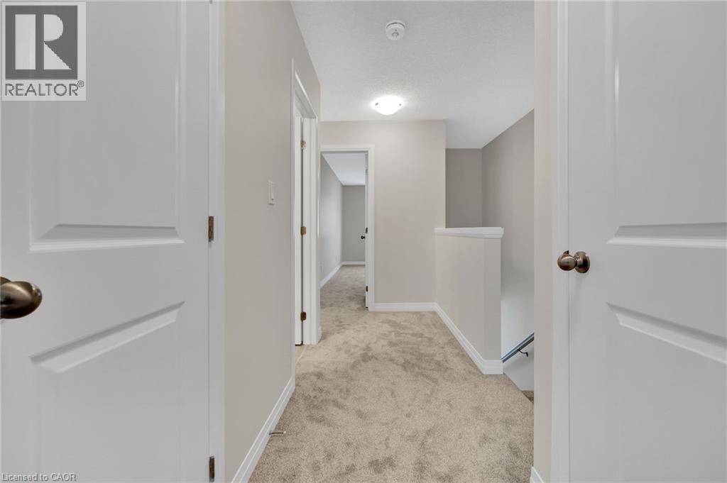 16 Sandstone Street, Cambridge, Ontario  N1S 4Y4 - Photo 14 - 40768521