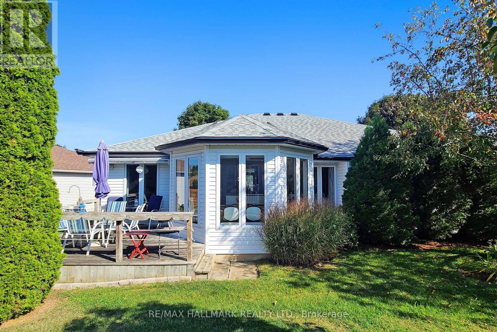 8 Greenfield Place, Wilmot, Ontario  N3A 2G6 - Photo 29 - X12400801