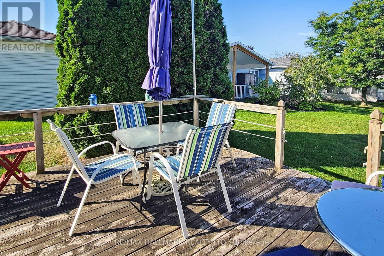 8 Greenfield Place, Wilmot, Ontario  N3A 2G6 - Photo 34 - X12400801