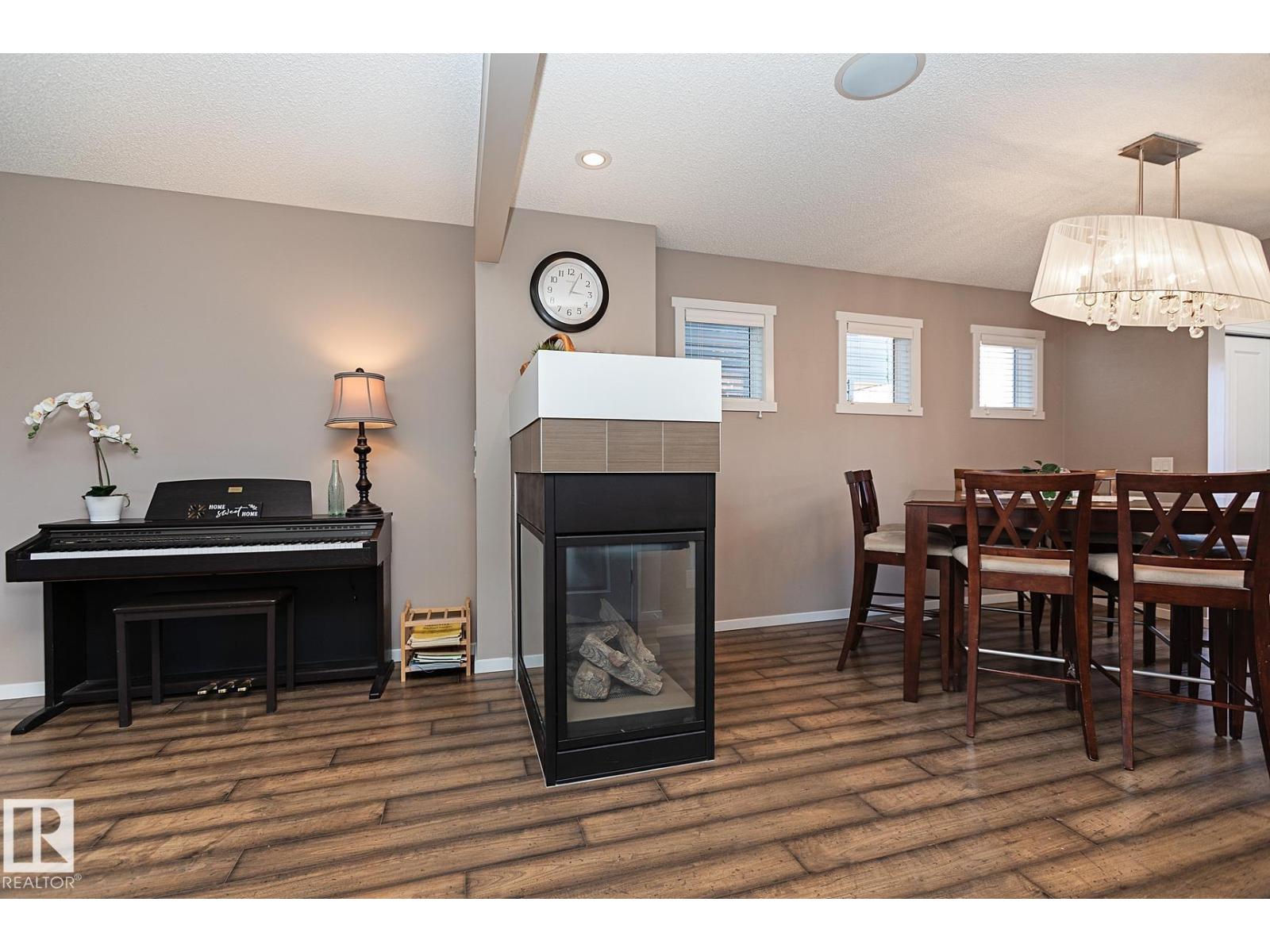 1117 Chappelle Boulevard Sw, Edmonton, Alberta  T6W 0Y9 - Photo 10 - E4457770