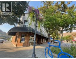 283 Market Avenue Grand Forks, Grand Forks, Ca