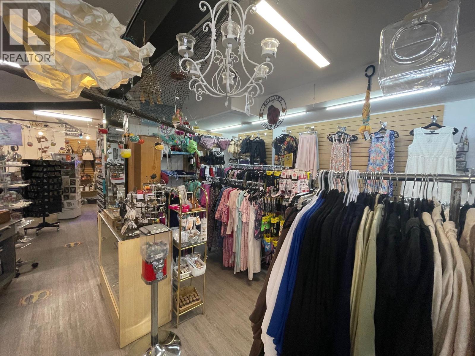 283 Market Avenue, Grand Forks, British Columbia  V0H 1H0 - Photo 19 - 10362472