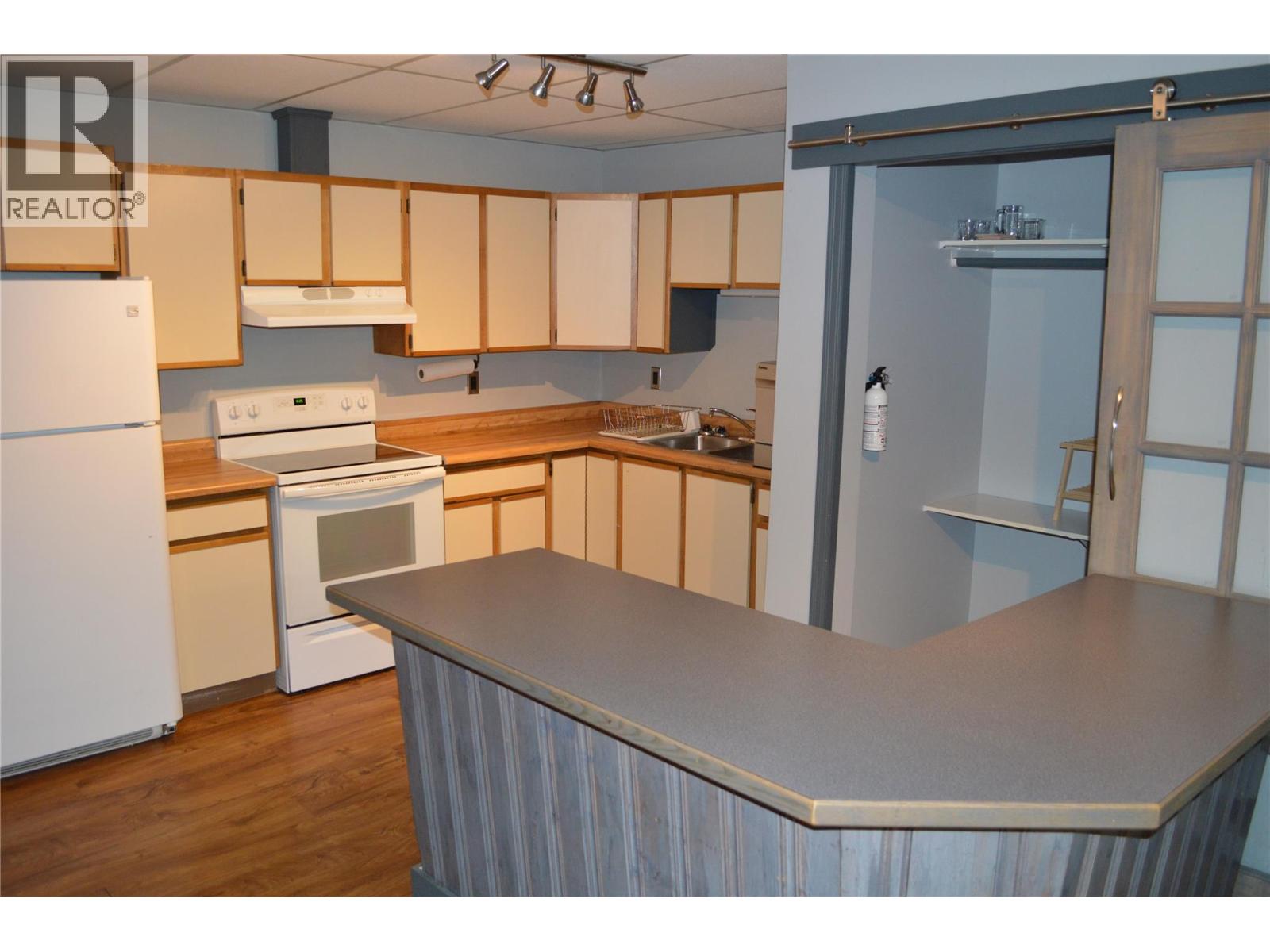 283 Market Avenue, Grand Forks, British Columbia  V0H 1H0 - Photo 36 - 10362472