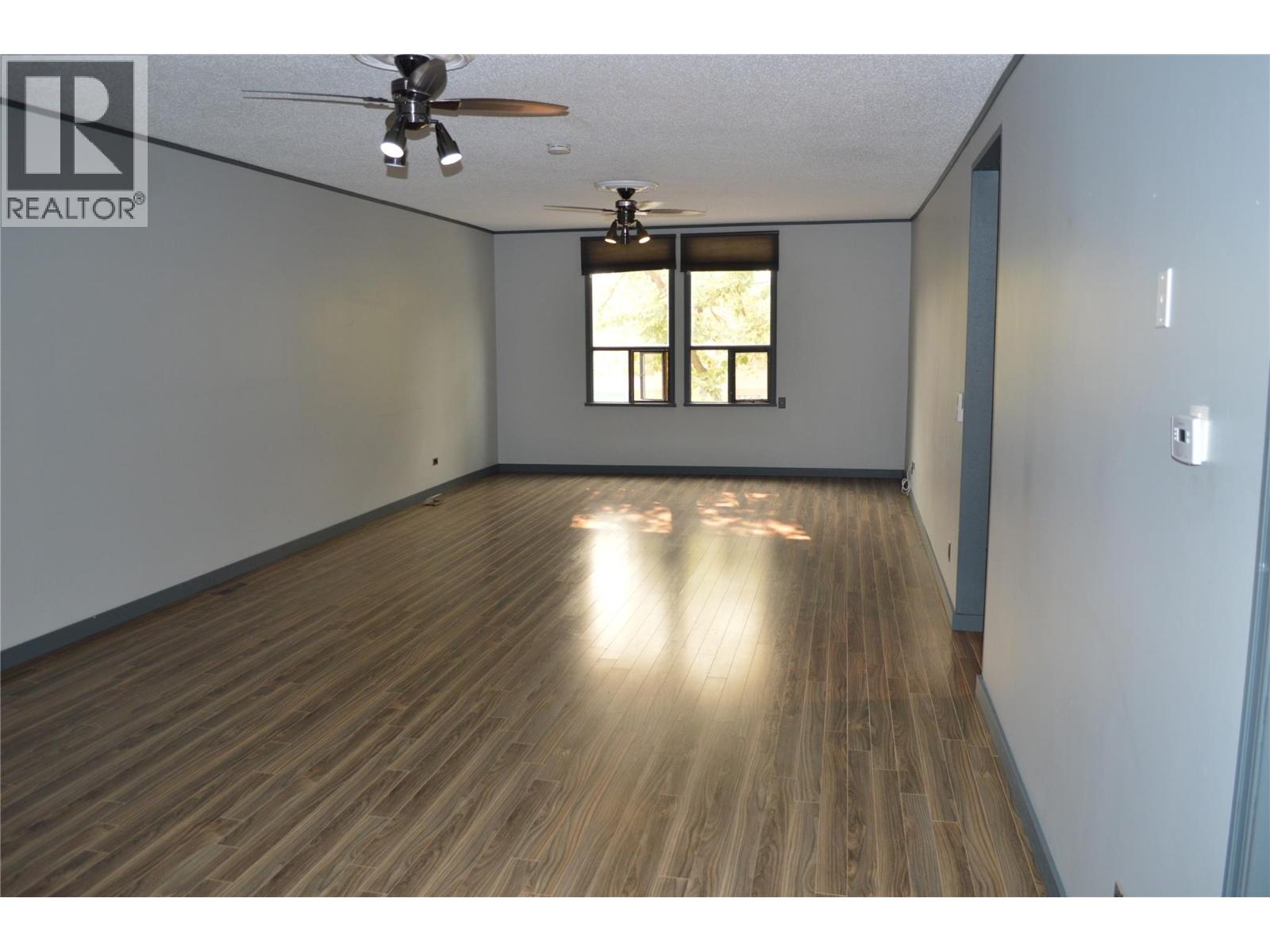 283 Market Avenue, Grand Forks, British Columbia  V0H 1H0 - Photo 31 - 10362472