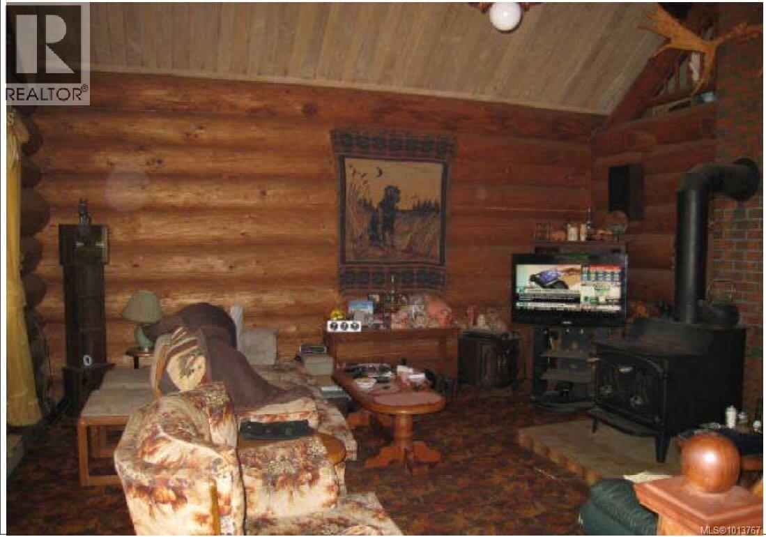 3337 Egremont Rd, Cumberland, British Columbia  V0R 1S0 - Photo 9 - 1013767
