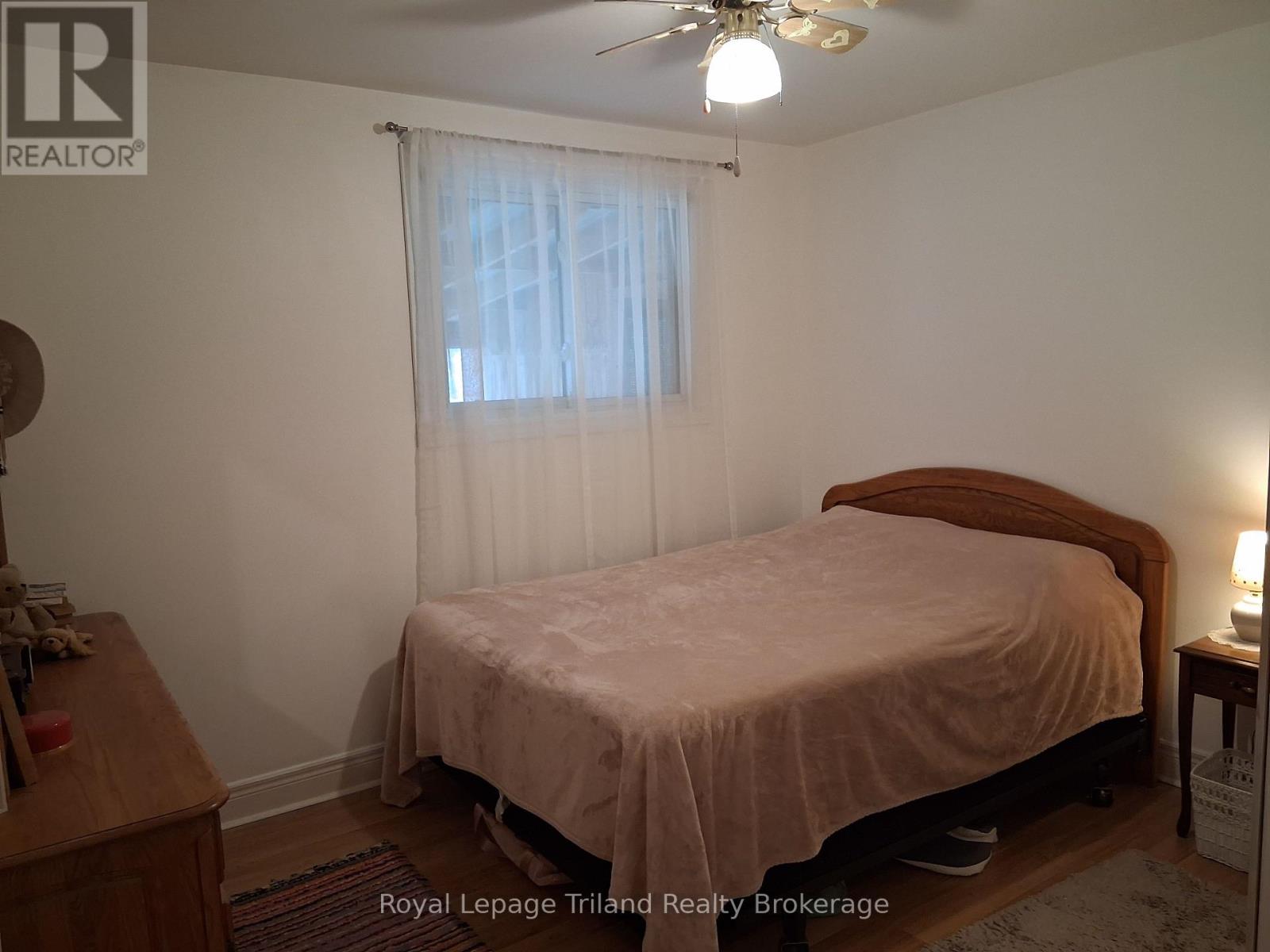 92 Keats Drive, Woodstock, Ontario  N4S 8B8 - Photo 11 - X12350794