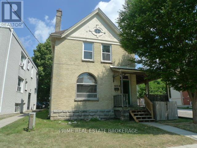 202 SYDENHAM STREET, London East, Ontario