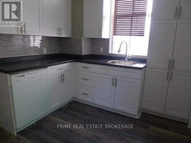 202 Sydenham Street, London East, Ontario  N6A 1W3 - Photo 12 - X12404619