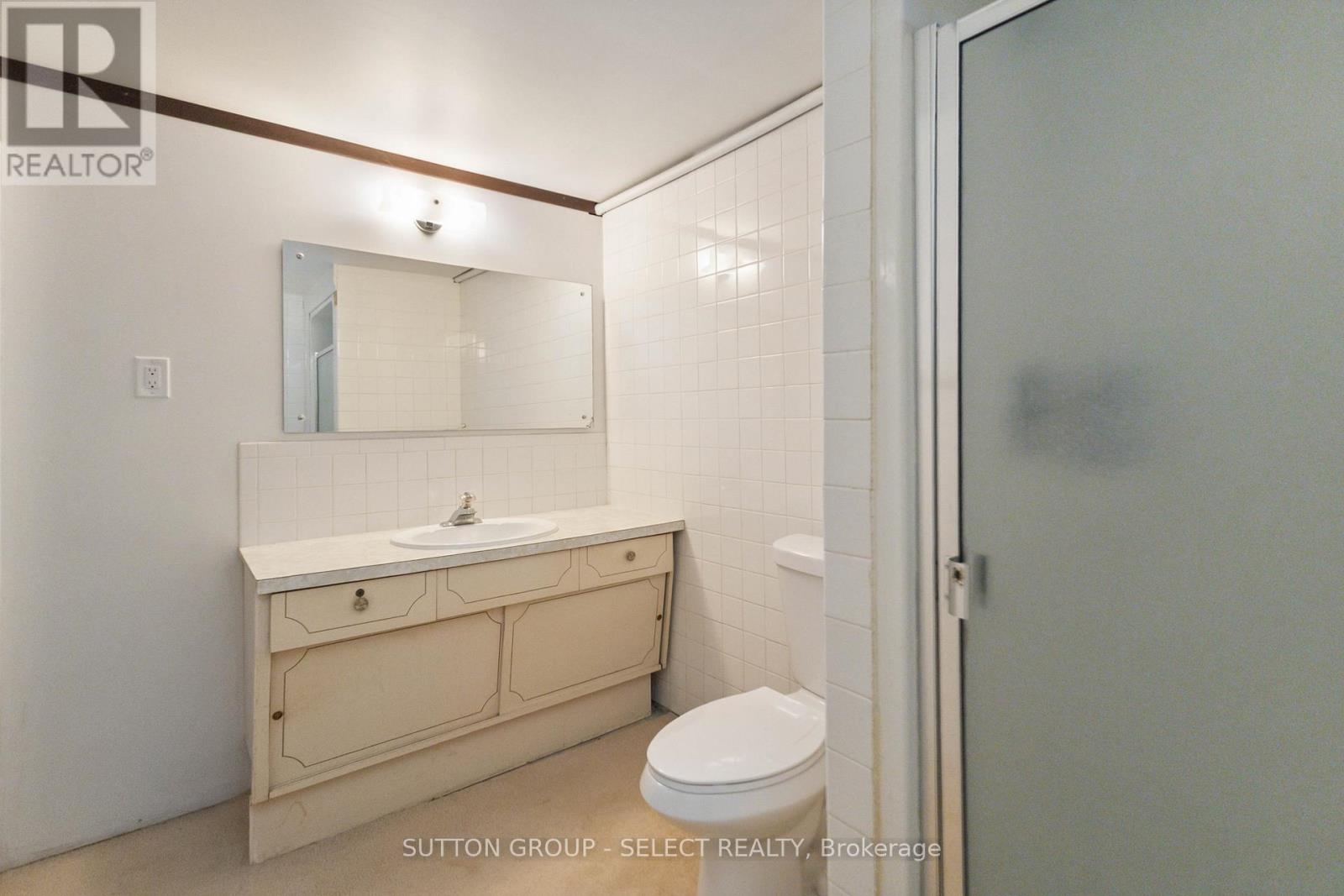 770 Galloway Crescent, London South, Ontario  N6J 2Y7 - Photo 23 - X12404639
