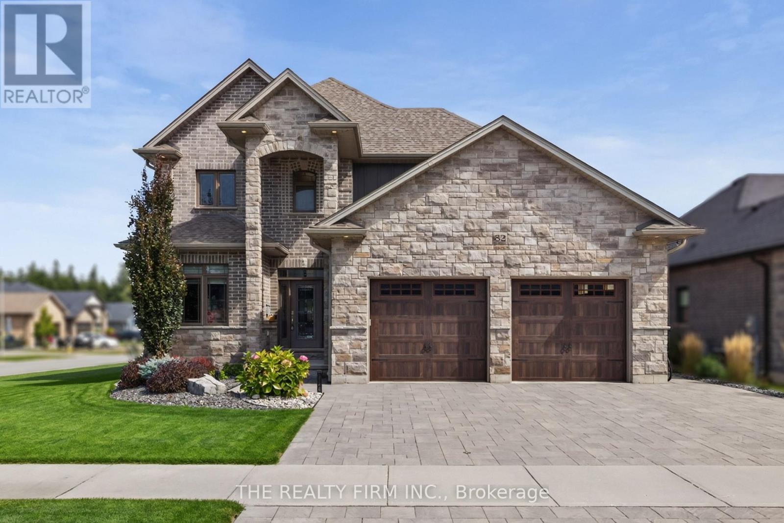 82 ASHBY CRESCENT, Strathroy-Caradoc, Ontario