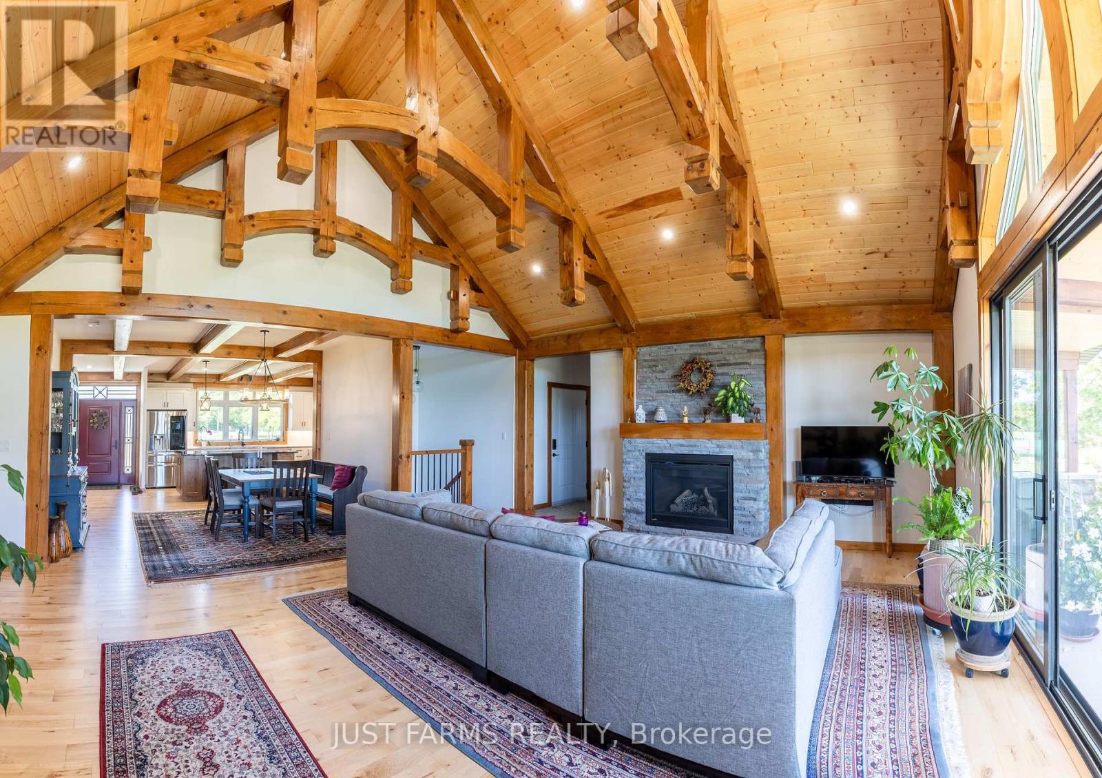22889 Talbot Line, West Elgin, Ontario  N0L 2C0 - Photo 17 - X12404701