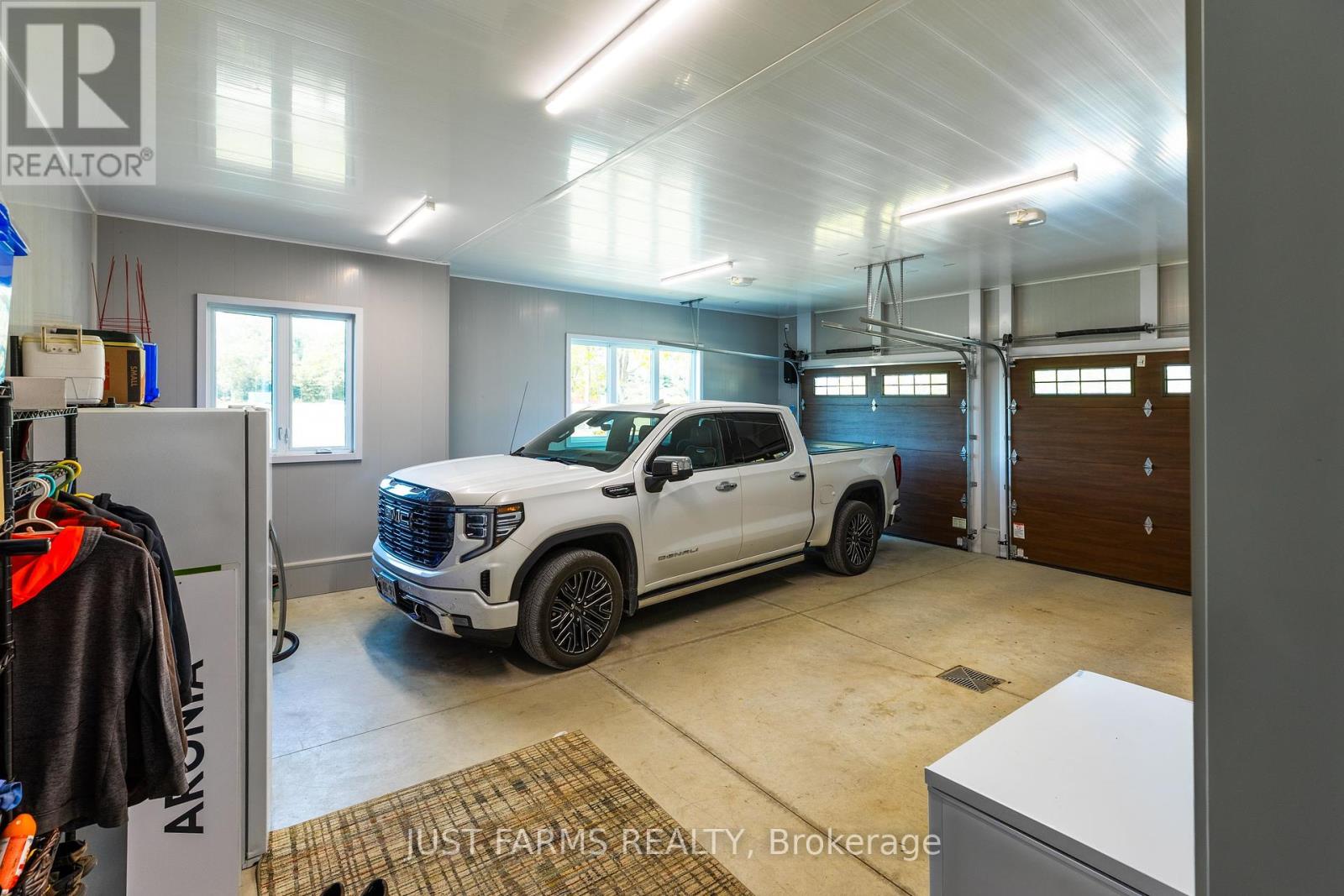 22889 Talbot Line, West Elgin, Ontario  N0L 2C0 - Photo 38 - X12404701