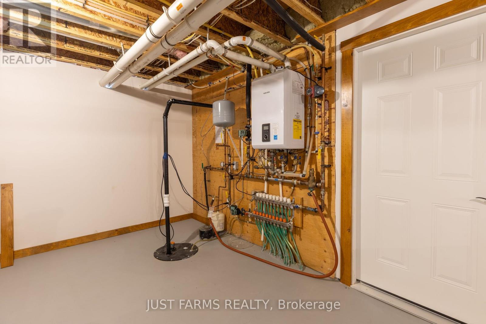 22889 Talbot Line, West Elgin, Ontario  N0L 2C0 - Photo 37 - X12404703