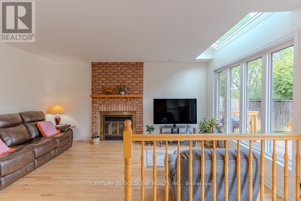 612 Chenier Way, Ottawa, Ontario  K4A 1R1 - Photo 10 - X12404598