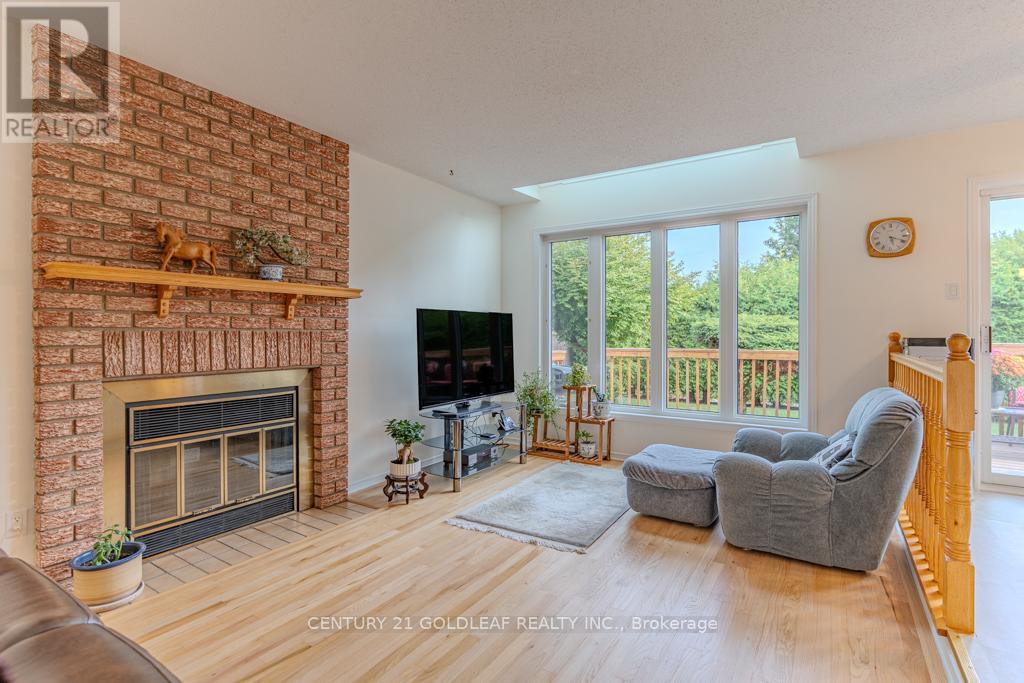 612 Chenier Way, Ottawa, Ontario  K4A 1R1 - Photo 12 - X12404598