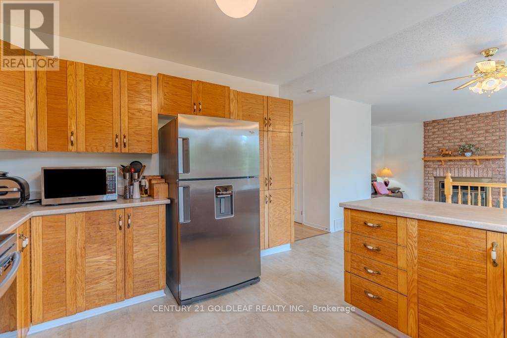 612 Chenier Way, Ottawa, Ontario  K4A 1R1 - Photo 14 - X12404598