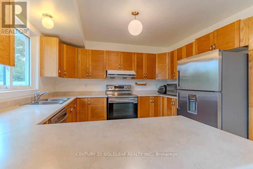 612 Chenier Way, Ottawa, Ontario  K4A 1R1 - Photo 16 - X12404598