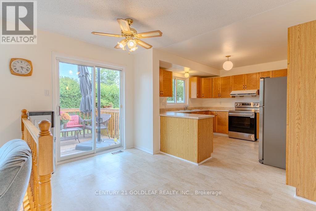 612 Chenier Way, Ottawa, Ontario  K4A 1R1 - Photo 17 - X12404598
