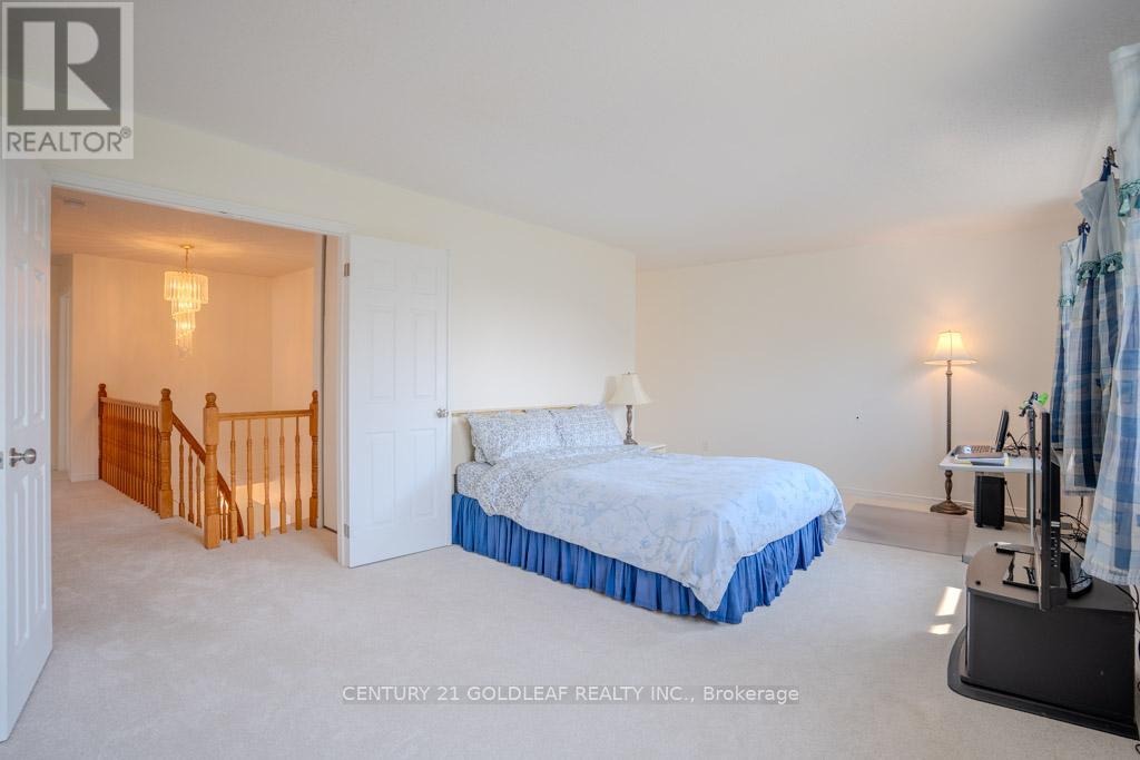 612 Chenier Way, Ottawa, Ontario  K4A 1R1 - Photo 22 - X12404598