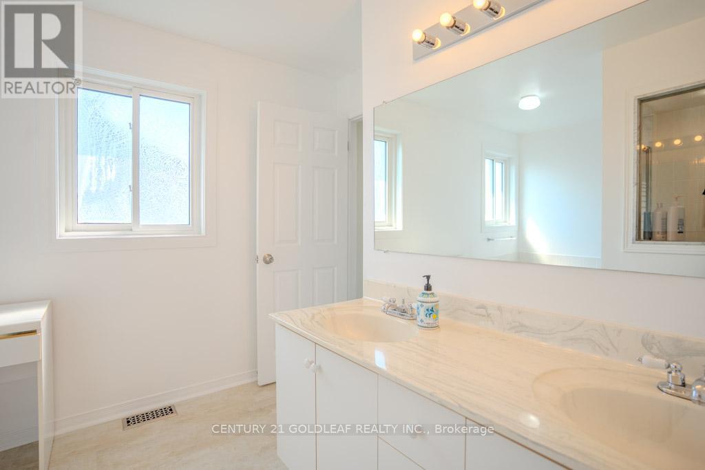 612 Chenier Way, Ottawa, Ontario  K4A 1R1 - Photo 25 - X12404598