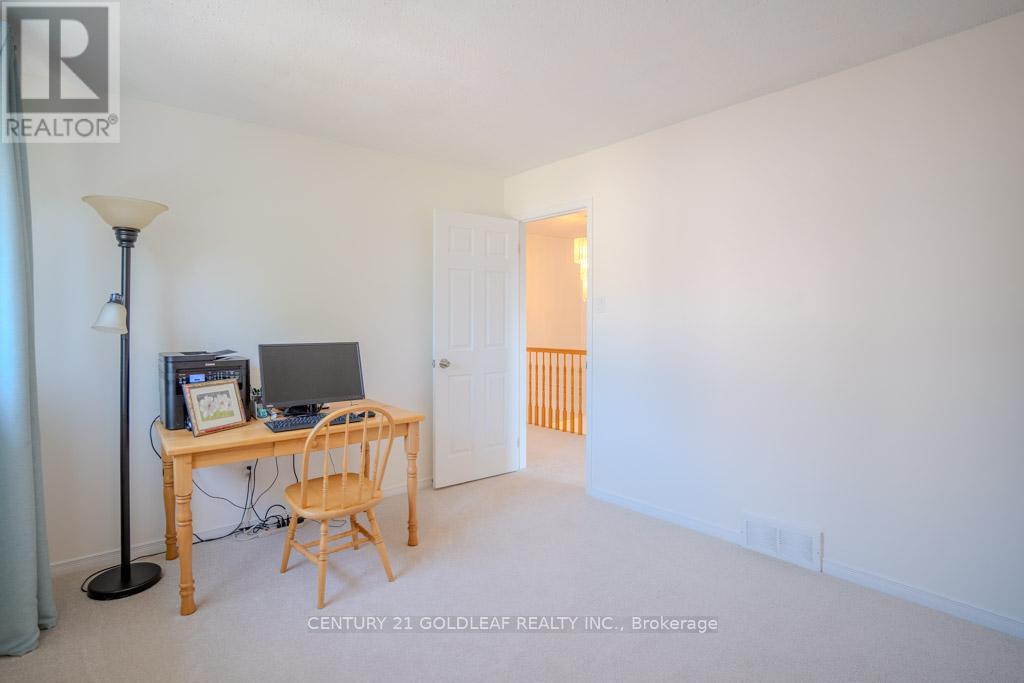 612 Chenier Way, Ottawa, Ontario  K4A 1R1 - Photo 30 - X12404598