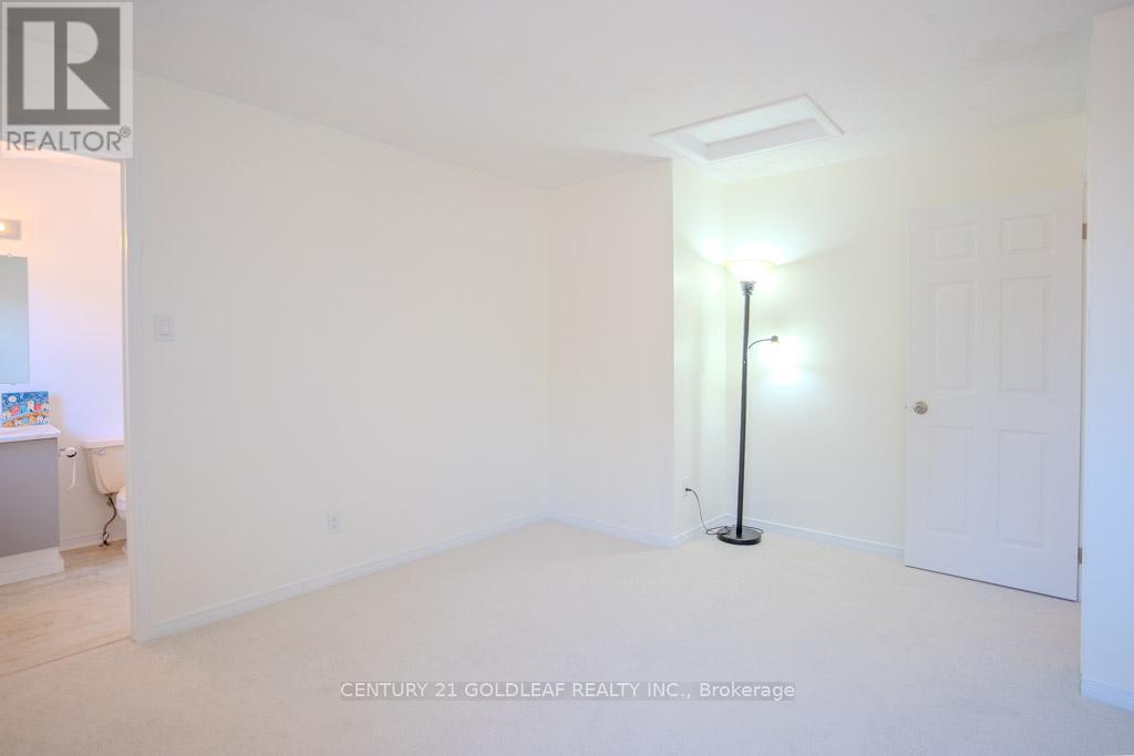 612 Chenier Way, Ottawa, Ontario  K4A 1R1 - Photo 34 - X12404598