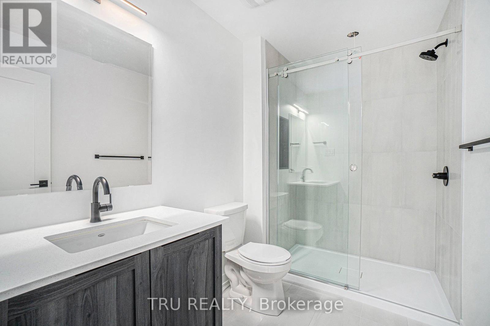941 Cologne Street, Russell, Ontario  K0A 1W0 - Photo 15 - X12404637