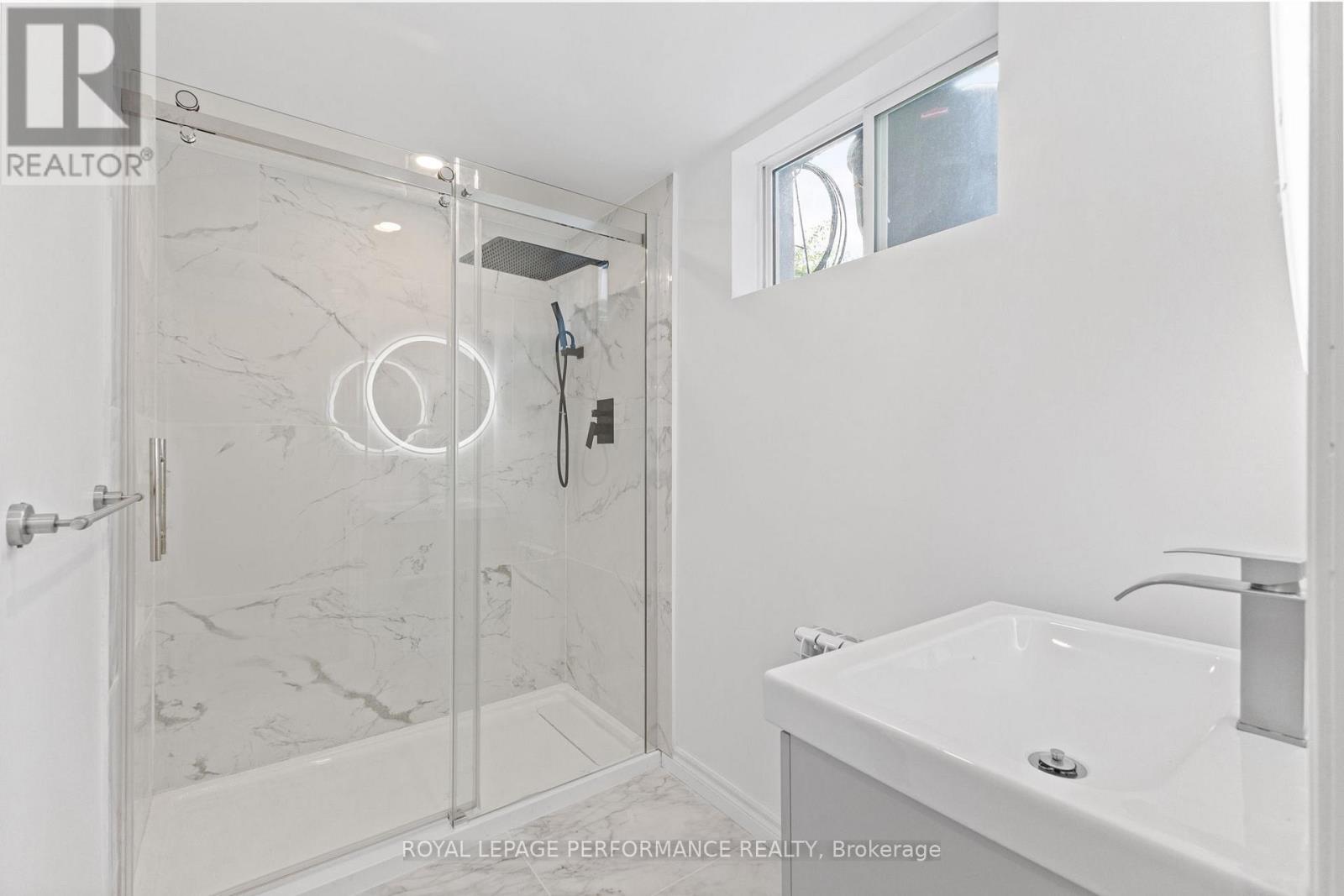 10 Argue Drive, Ottawa, Ontario  K2E 6S1 - Photo 29 - X12404664