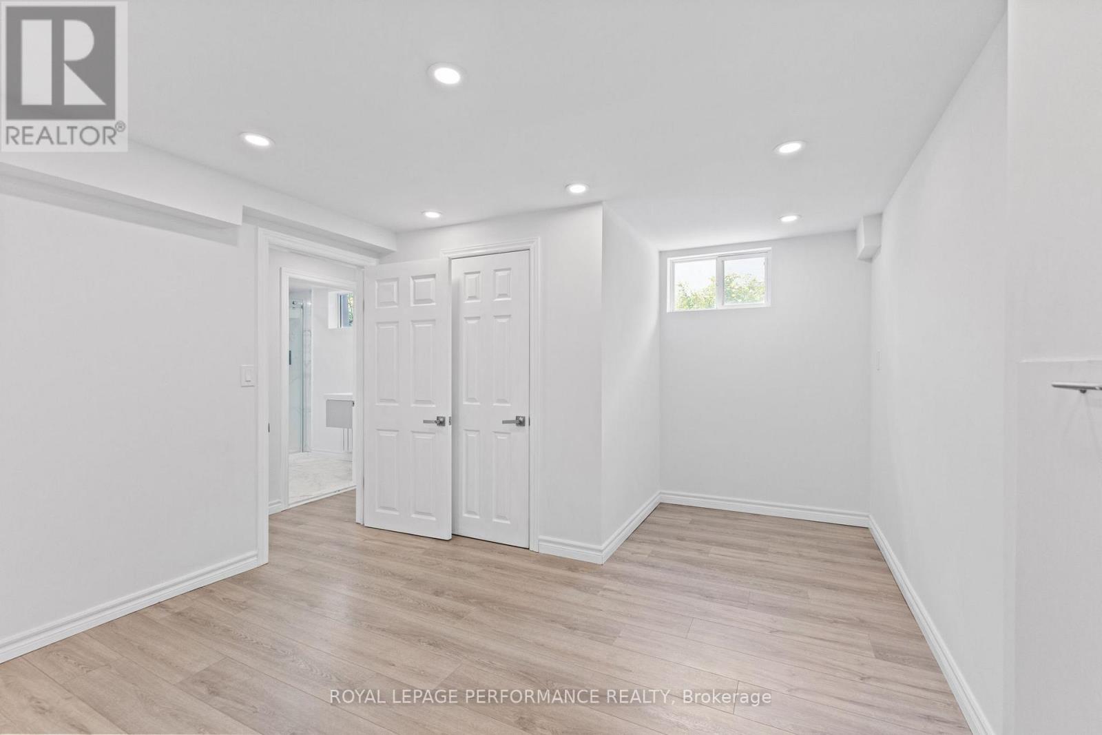 10 Argue Drive, Ottawa, Ontario  K2E 6S1 - Photo 32 - X12404664