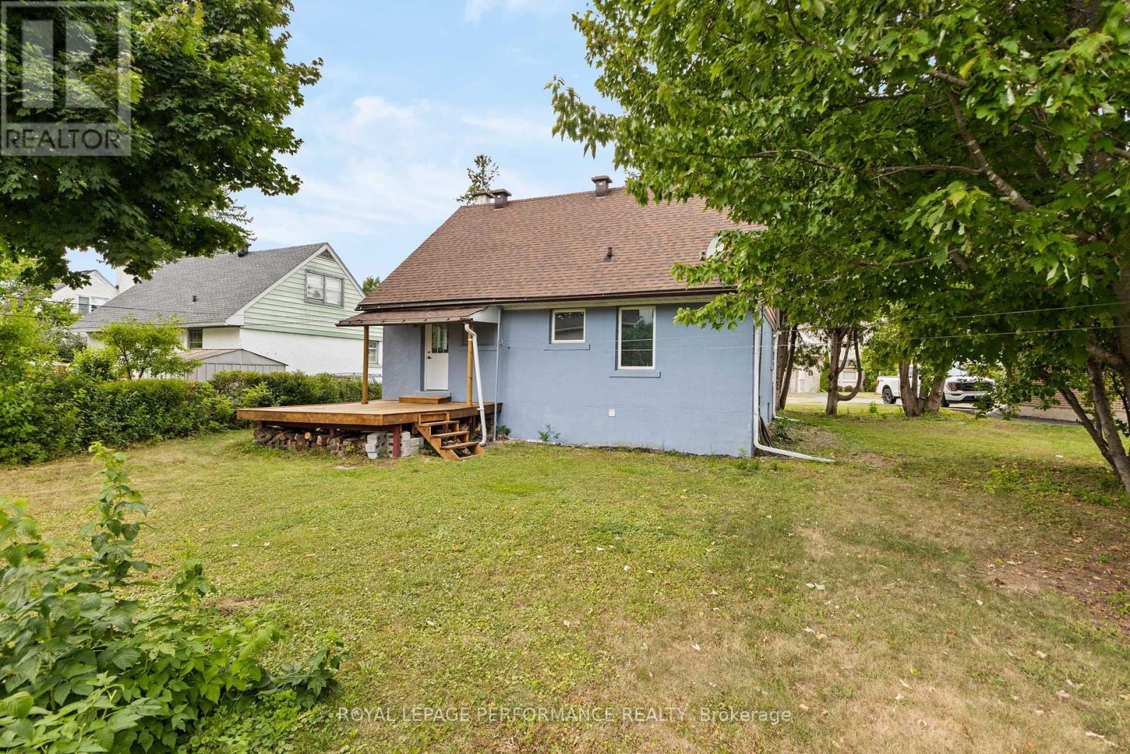 10 Argue Drive, Ottawa, Ontario  K2E 6S1 - Photo 36 - X12404664