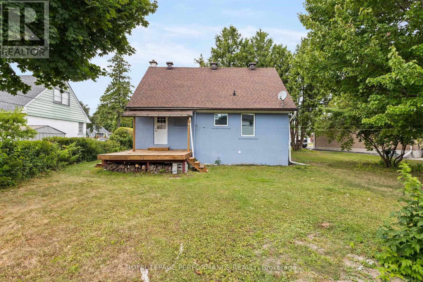 10 Argue Drive, Ottawa, Ontario  K2E 6S1 - Photo 37 - X12404664