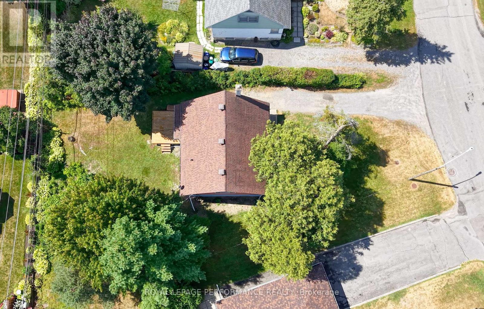 10 Argue Drive, Ottawa, Ontario  K2E 6S1 - Photo 41 - X12404664
