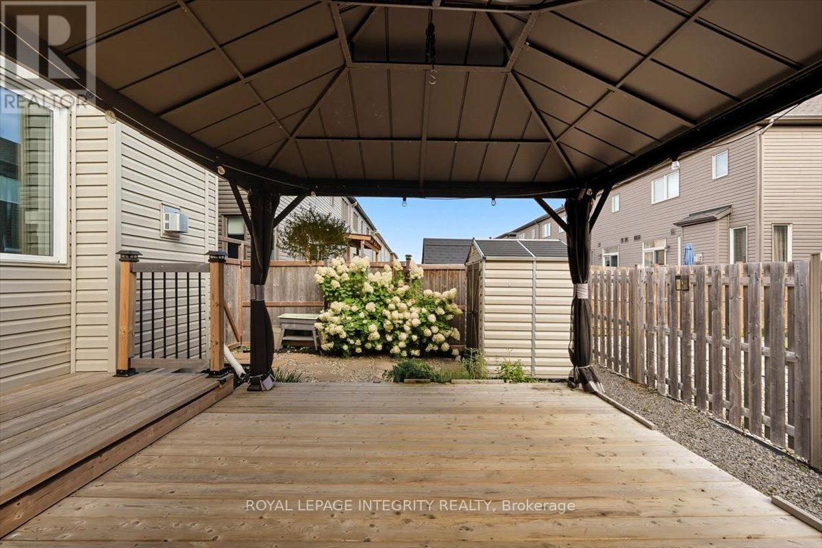 707 Des Aubepines Drive, Ottawa, Ontario  K4A 1C1 - Photo 41 - X12404666