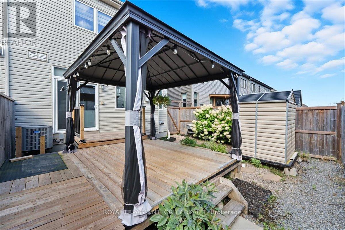 707 Des Aubepines Drive, Ottawa, Ontario  K4A 1C1 - Photo 42 - X12404666