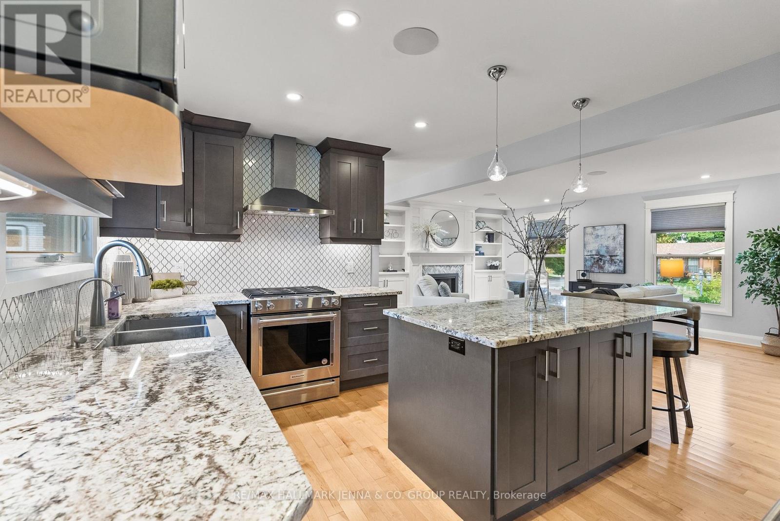6577 Michelangelo Court, Ottawa, Ontario  K0A 2T0 - Photo 13 - X12404707