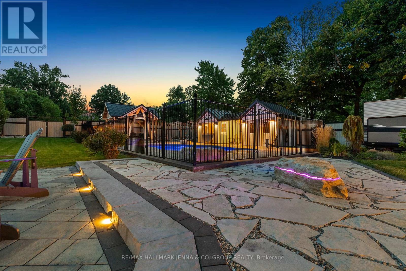 6577 Michelangelo Court, Ottawa, Ontario  K0A 2T0 - Photo 45 - X12404707