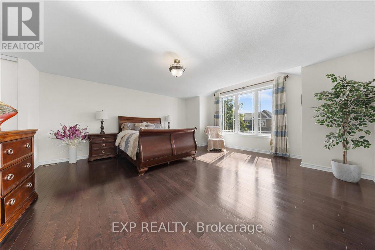300 Grayburn Way, Ottawa, Ontario  K2J 0V8 - Photo 31 - X12404728