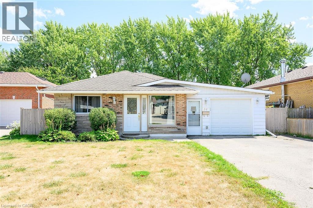24 Oxford Street, Brantford, Ontario  N3R 5C6 - Photo 1 - 40767997