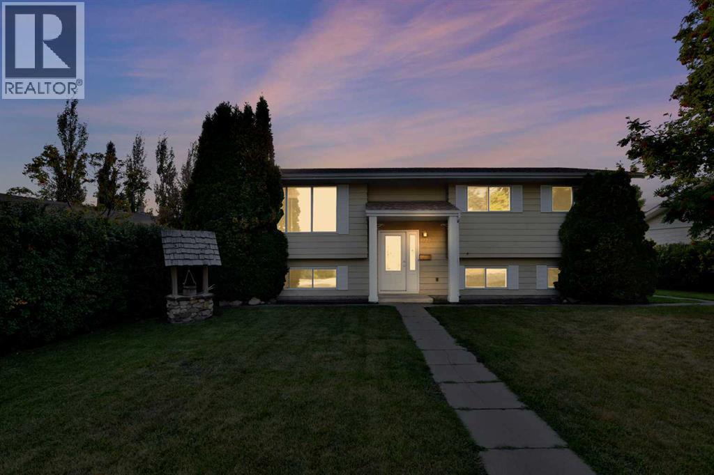 3727 50 Avenue, Innisfail, Alberta  T4G 1J1 - Photo 3 - A2256373